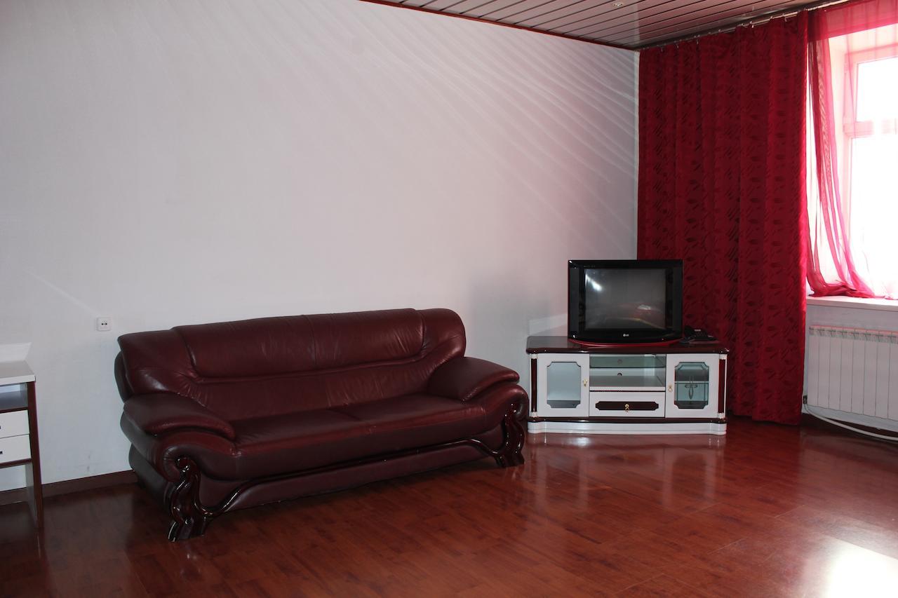 Pekin Hotel Temirtau Habitación foto